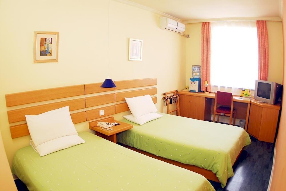 Home Inn Guangzhou Guangdong University Of Foreign Studies Baiyun Avenue Ngoại thất bức ảnh