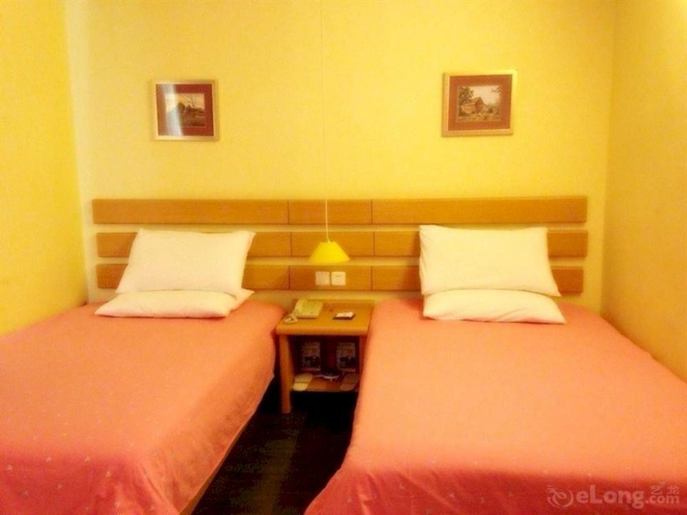 Home Inn Guangzhou Guangdong University Of Foreign Studies Baiyun Avenue Ngoại thất bức ảnh